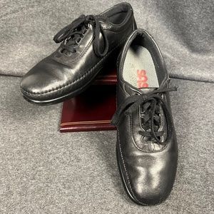 SAS Traveler Leather Walking Shoes Womens 8M in Black
